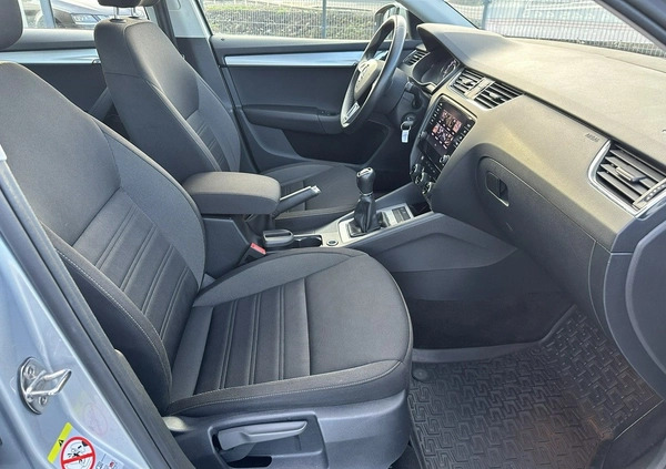 Skoda Octavia cena 62900 przebieg: 85800, rok produkcji 2020 z Wojkowice małe 277